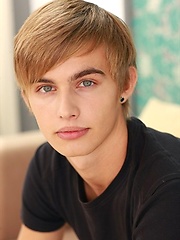 Fabio PinUp, Added: 2012-07-04 by Bel Ami Online