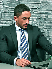 Robin Sanchez Webcam, Added: 2012-09-27 by Men at Play