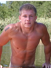 TommyD posing naked, Added: 2011-09-05 by Nextdoor Male