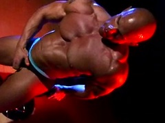 Bald muscle man Peter Latz, Added: 2011-09-06 by Manifest Men