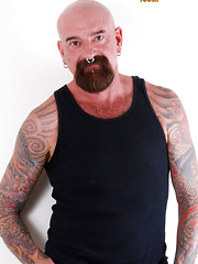 Bald hairy bear Tex Madux naked, Added: 2013-05-28 by Pantheon Bear