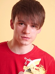 Jimmie is looking sexy in his t-shirt., Added: 2014-06-07 by YoungStraightBoys