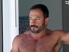 Daddy Vinnie pounds his boy Lorenzo while Dallas watchs, Added: 2016-10-04 by TitanMen