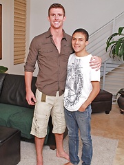 Bryan Cavallo Fucks Ricard Desiga, Added: 2017-01-20 by College Dudes