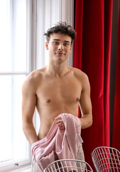 FIRST LOOK: Lachlan Loomer